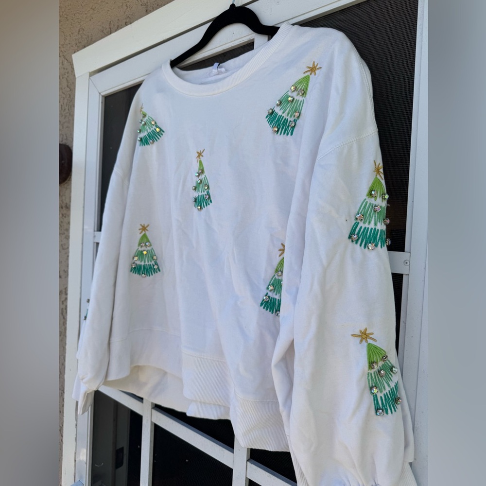 Mary Square "Millie" Christmas tree sweatshirt